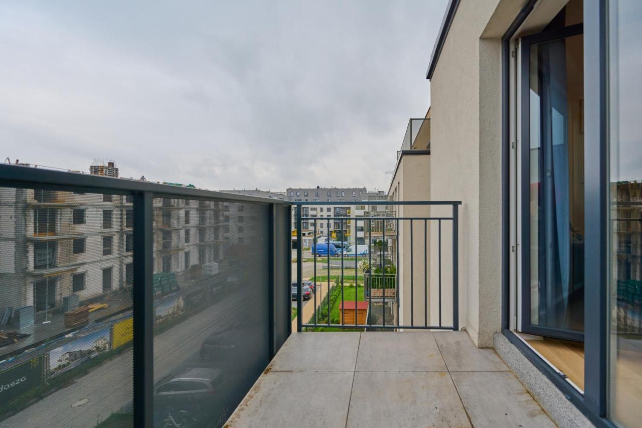 Jagodno Wroclaw Kajdasza Studio Z Bezplatnym Garazem By Noclegi Renters Breslávia Exterior foto